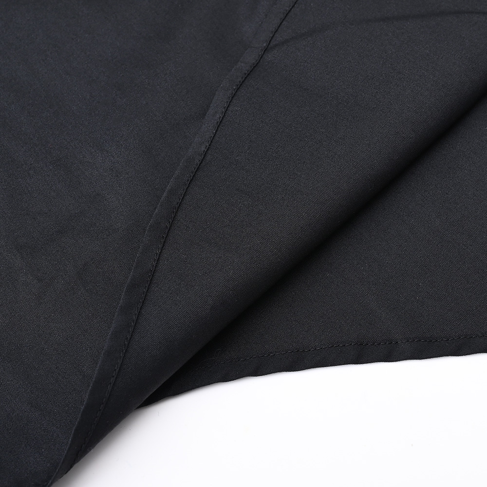 Tela de la camisa de uniforme negra