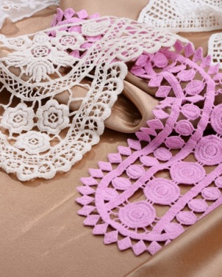 Lace-Collar-02