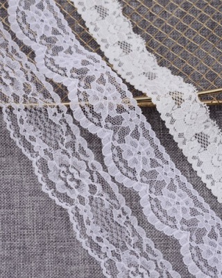 Tricot-Lace